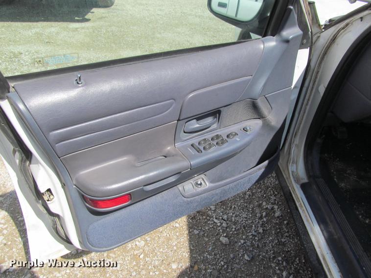 image for item K4940 1998 Ford Crown Victoria Police Interceptor