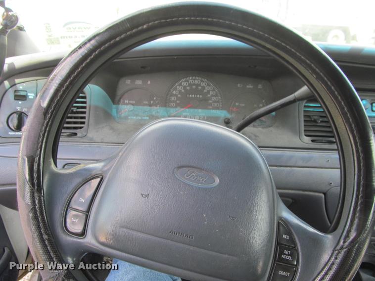 image for item K4940 1998 Ford Crown Victoria Police Interceptor