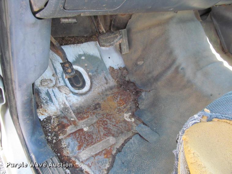 image for item K4941 1993 Ford F150 XL SuperCab pickup truck