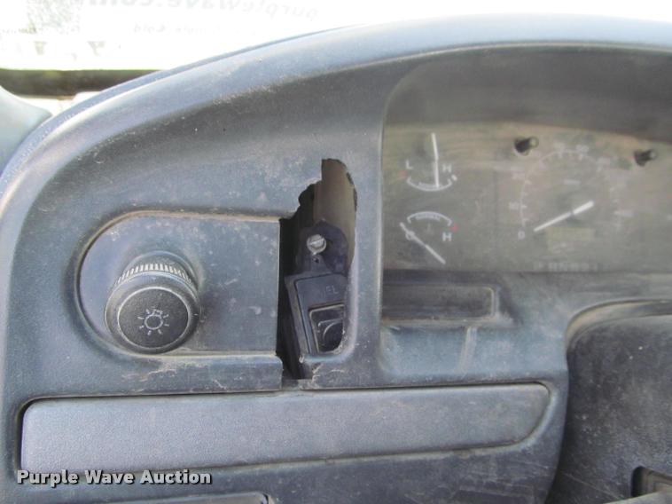 image for item K4941 1993 Ford F150 XL SuperCab pickup truck