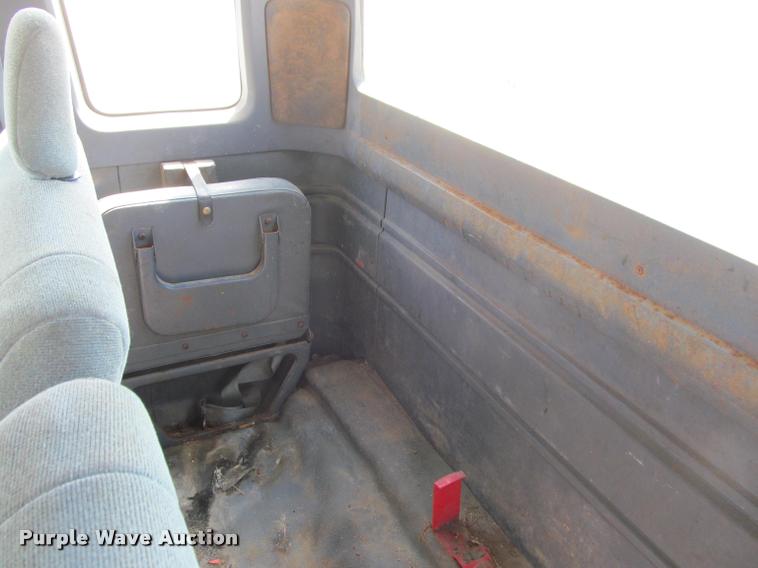 image for item K4941 1993 Ford F150 XL SuperCab pickup truck