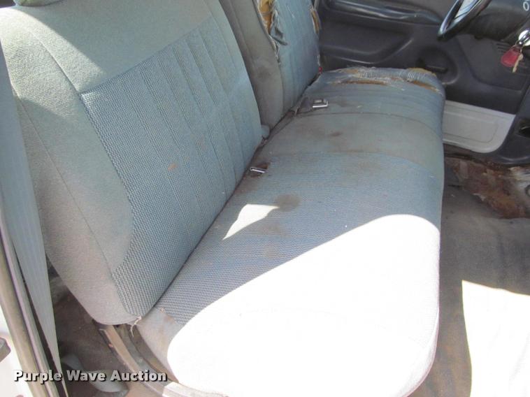 image for item K4941 1993 Ford F150 XL SuperCab pickup truck