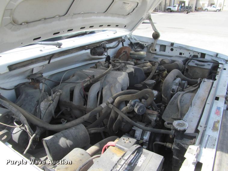 image for item K4941 1993 Ford F150 XL SuperCab pickup truck