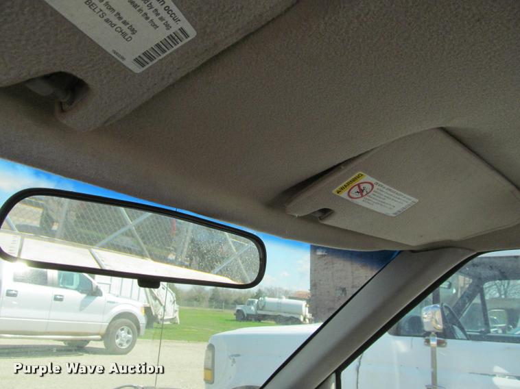 image for item K4942 1998 Chevrolet S10 pickup truck