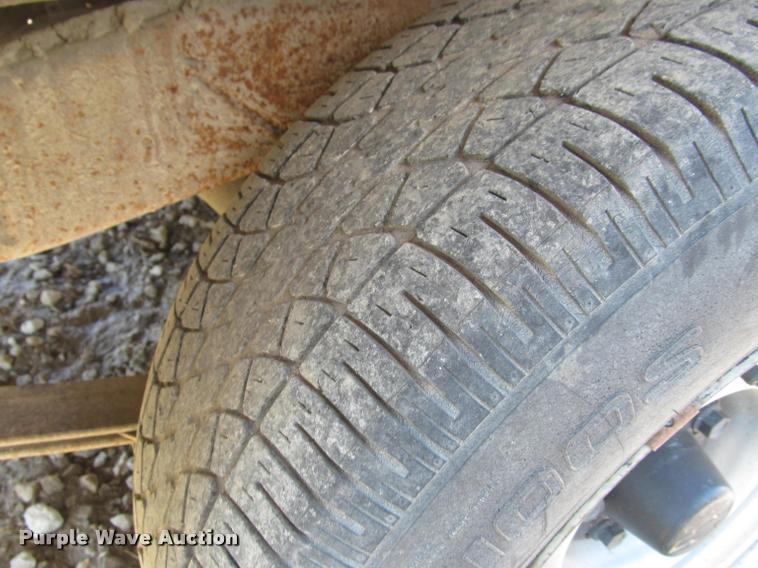 image for item K4942 1998 Chevrolet S10 pickup truck