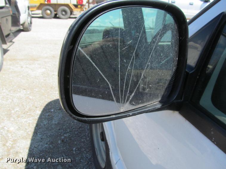 image for item K4942 1998 Chevrolet S10 pickup truck