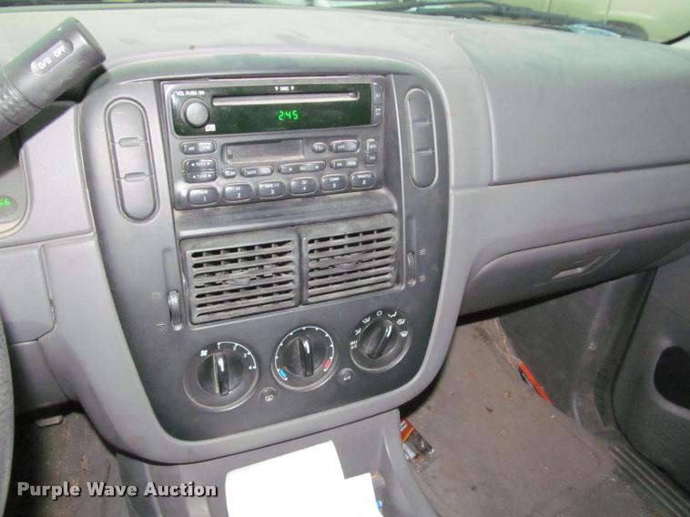 image for item K4951 2003 Ford Explorer SUV