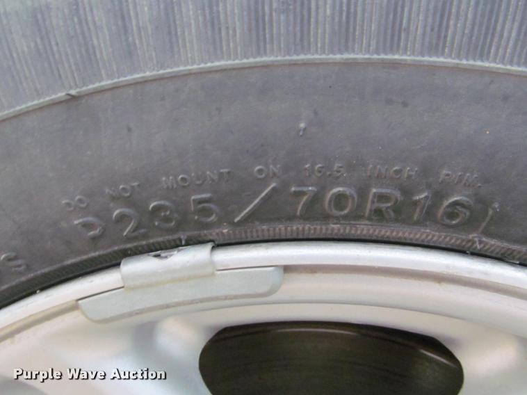 image for item K4951 2003 Ford Explorer SUV