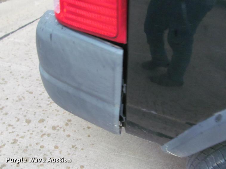 image for item K4951 2003 Ford Explorer SUV