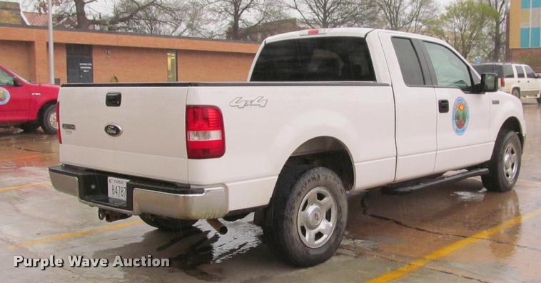 image for item K4952 2007 Ford F150 XLT SuperCab pickup truck