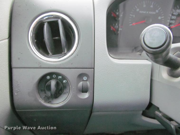 image for item K4952 2007 Ford F150 XLT SuperCab pickup truck