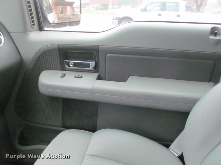 image for item K4952 2007 Ford F150 XLT SuperCab pickup truck