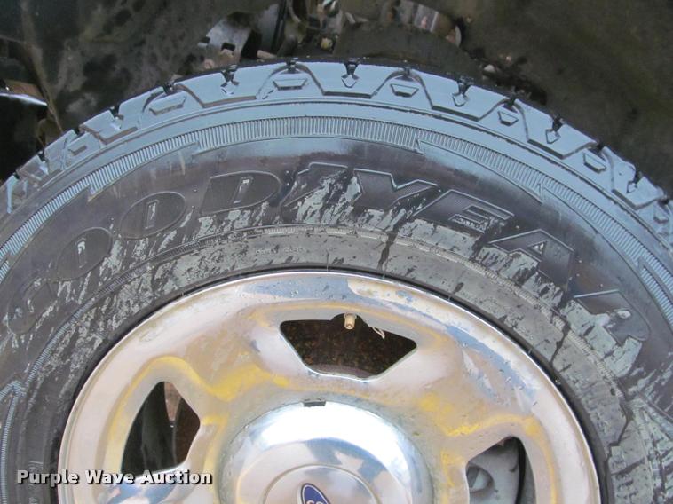 image for item K4952 2007 Ford F150 XLT SuperCab pickup truck