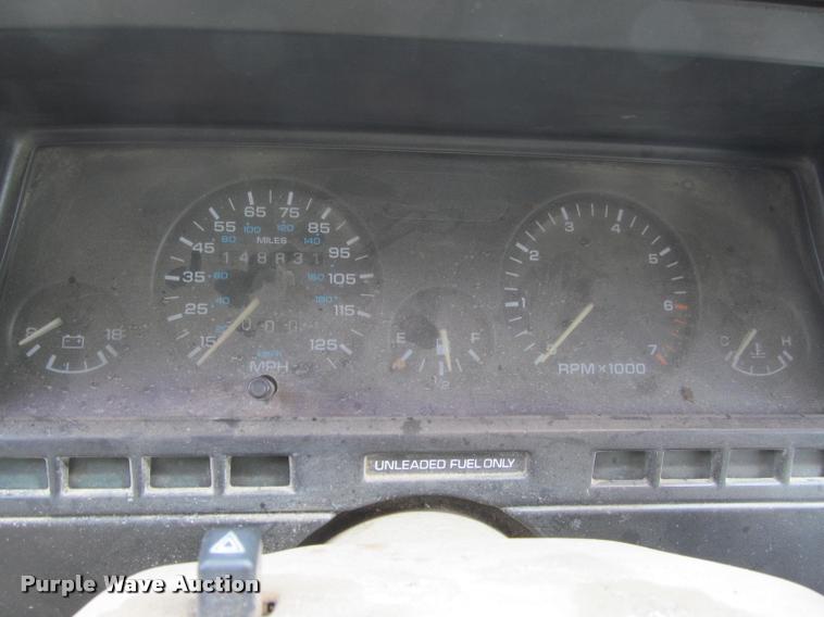 image for item K4953 1991 Dodge Shadow