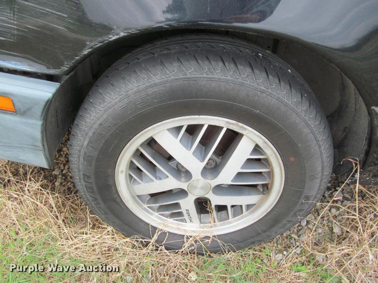 image for item K4953 1991 Dodge Shadow