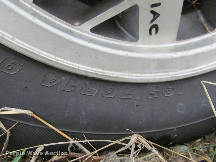 image for item K4953 1991 Dodge Shadow