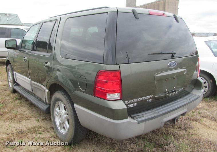 image for item K4955 2003 Ford Expedition XLT SUV