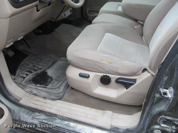 image for item K4955 2003 Ford Expedition XLT SUV