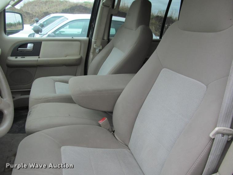 image for item K4955 2003 Ford Expedition XLT SUV