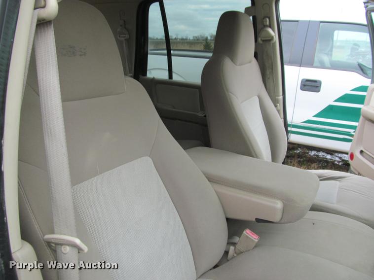 image for item K4955 2003 Ford Expedition XLT SUV
