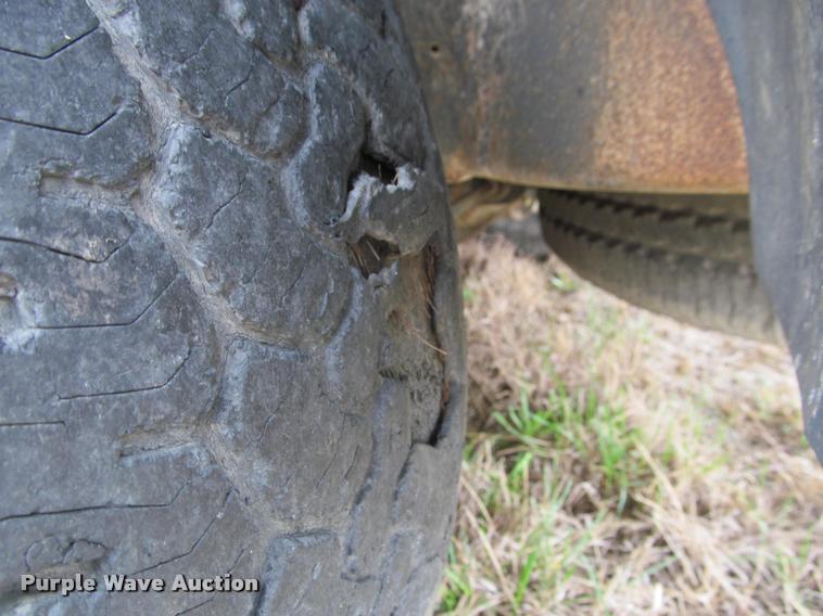 image for item K4955 2003 Ford Expedition XLT SUV