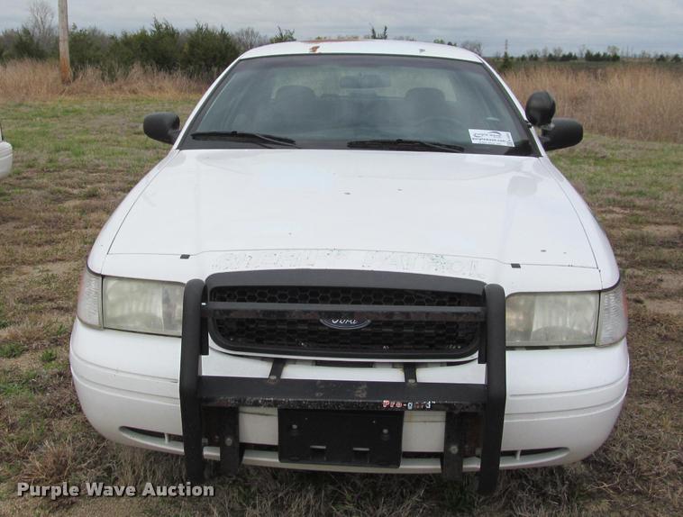 image for item K4956 2006 Ford Crown Victoria Police Interceptor