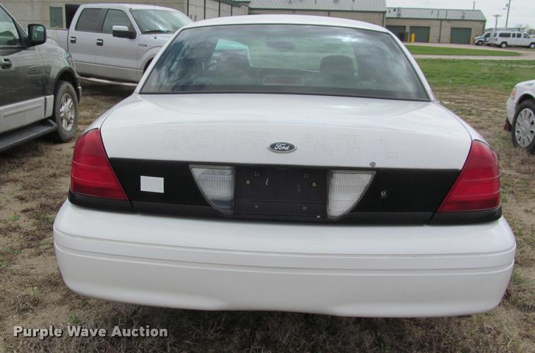 image for item K4956 2006 Ford Crown Victoria Police Interceptor