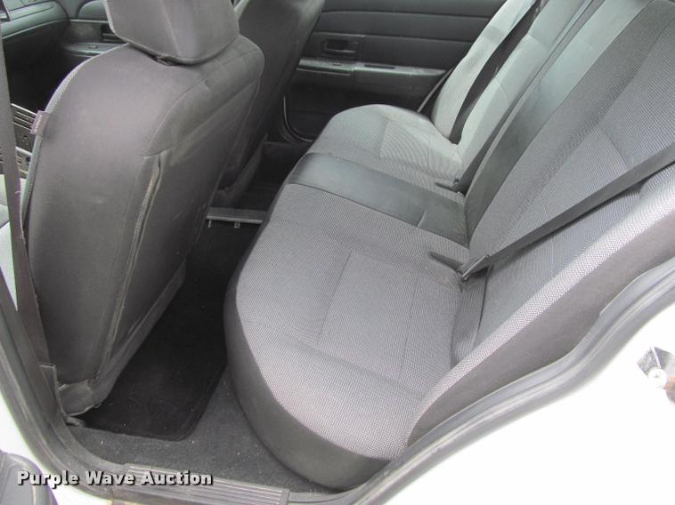 image for item K4956 2006 Ford Crown Victoria Police Interceptor