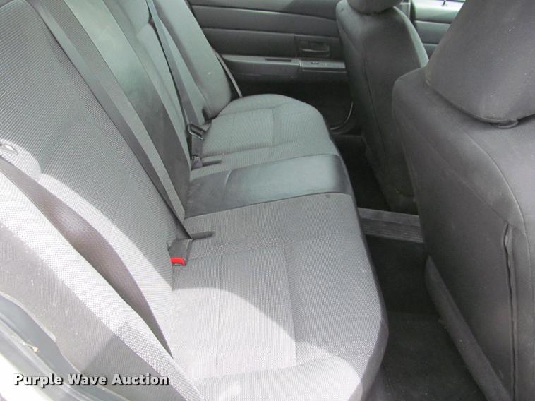 image for item K4956 2006 Ford Crown Victoria Police Interceptor