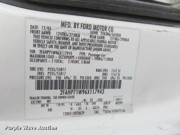 image for item K4956 2006 Ford Crown Victoria Police Interceptor