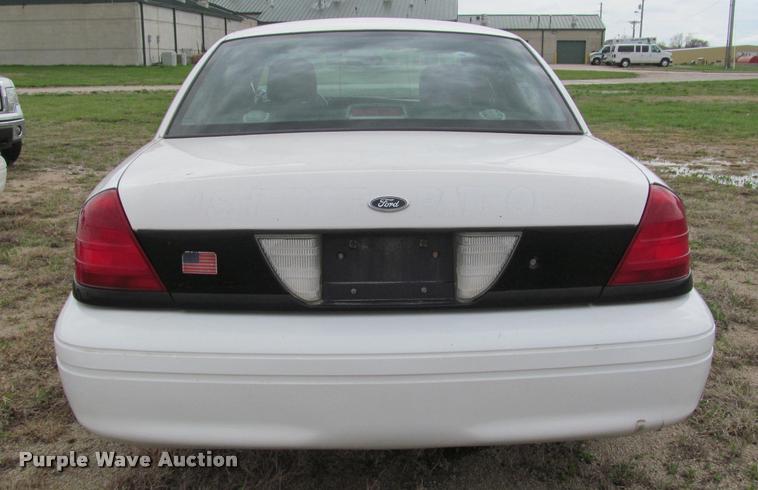 image for item K4957 2008 Ford Crown Victoria Police Interceptor