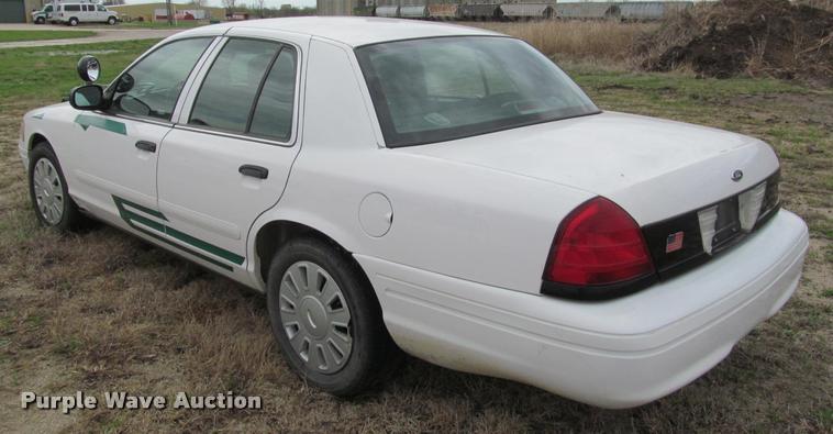 image for item K4957 2008 Ford Crown Victoria Police Interceptor