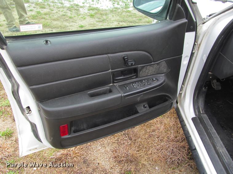 image for item K4957 2008 Ford Crown Victoria Police Interceptor