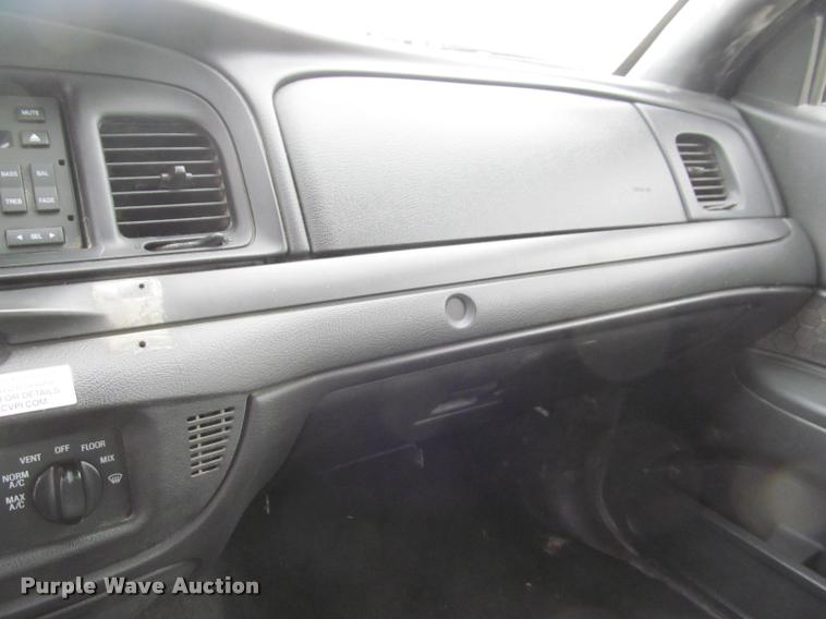 image for item K4957 2008 Ford Crown Victoria Police Interceptor