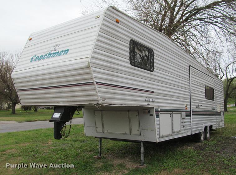 image for item K4960 1997 Coachmen 349R5 camper