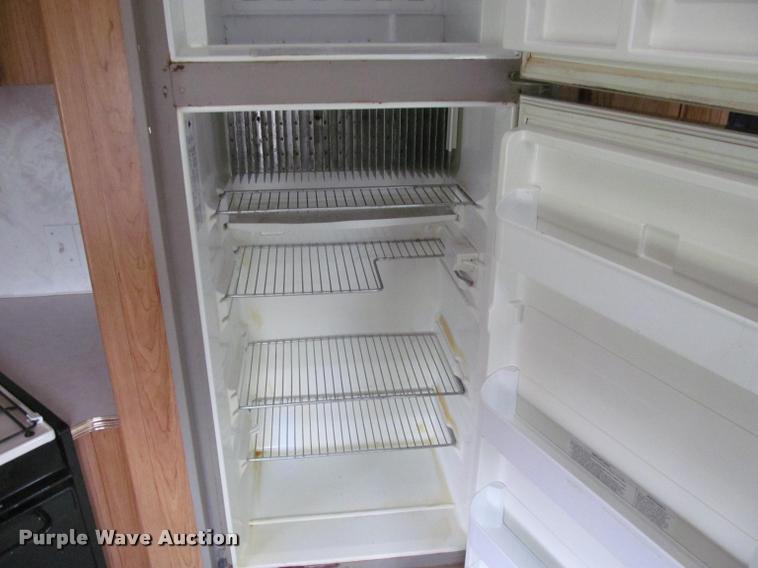 image for item K4960 1997 Coachmen 349R5 camper