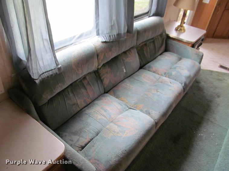 image for item K4960 1997 Coachmen 349R5 camper