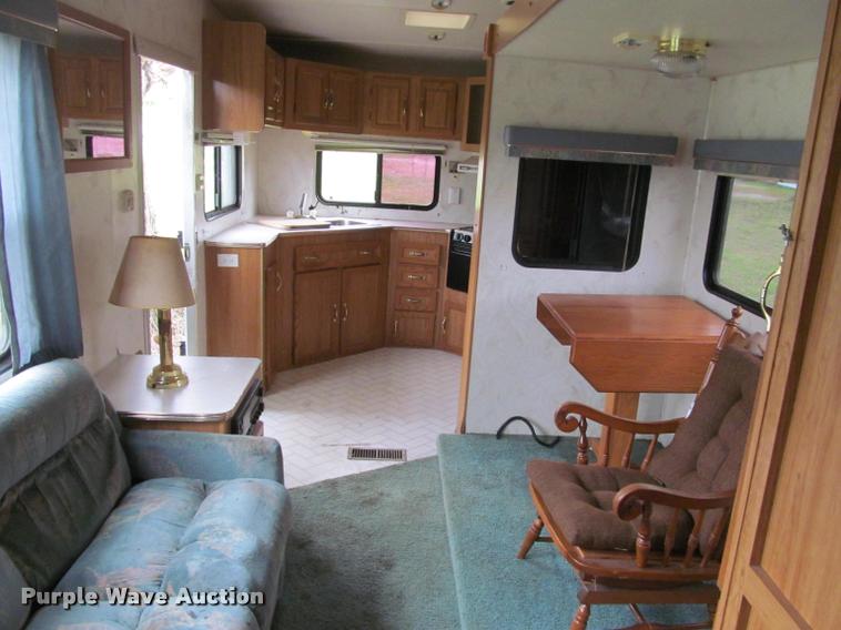 image for item K4960 1997 Coachmen 349R5 camper