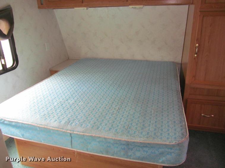 image for item K4960 1997 Coachmen 349R5 camper