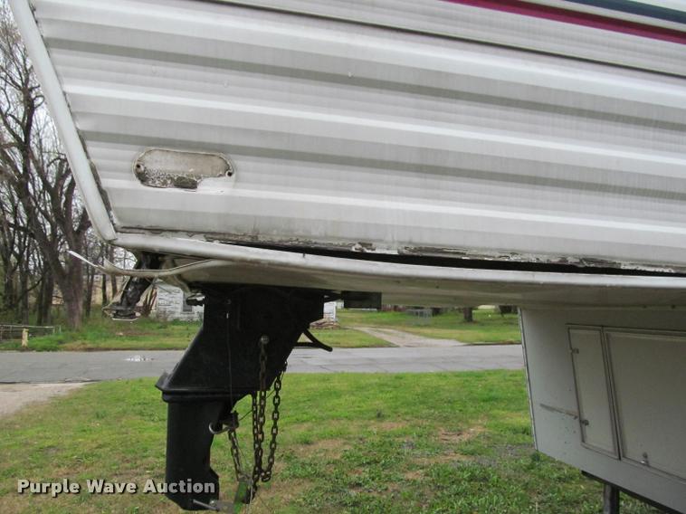 image for item K4960 1997 Coachmen 349R5 camper