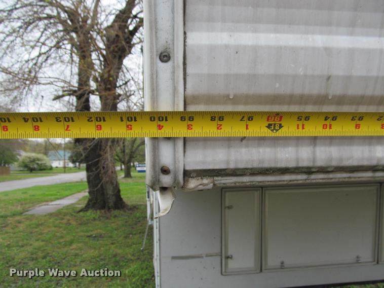 image for item K4960 1997 Coachmen 349R5 camper