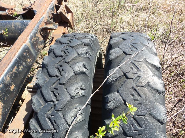 image for item K6477 1976 Chevrolet C65 truck cab and chassis