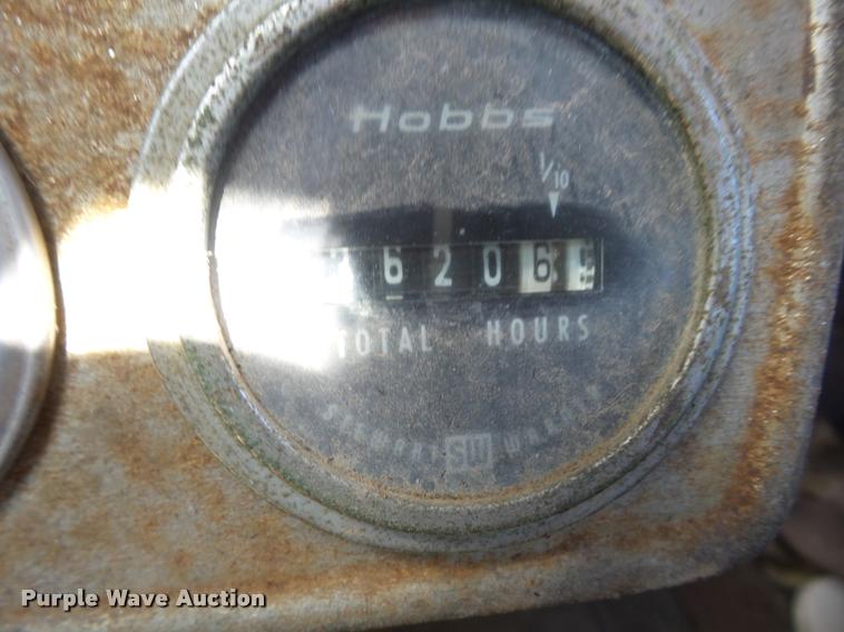 image for item K6477 1976 Chevrolet C65 truck cab and chassis