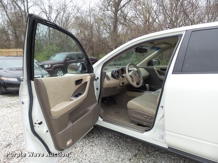 image for item K7689 2005 Nissan Murano SUV