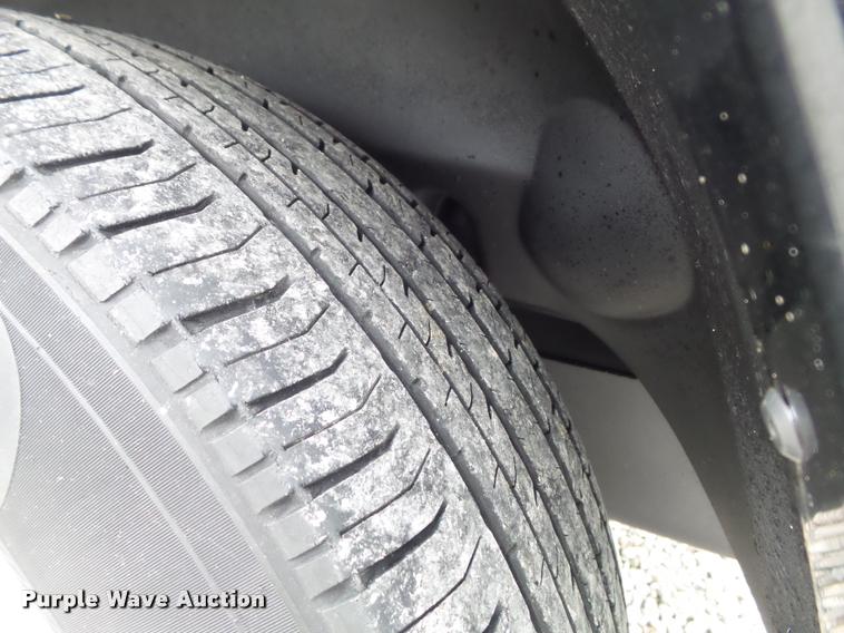 image for item K7690 2004 Jeep Liberty Limited SUV