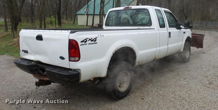 image for item L4664 1999 Ford F350 Super Duty SuperCab pickup truck