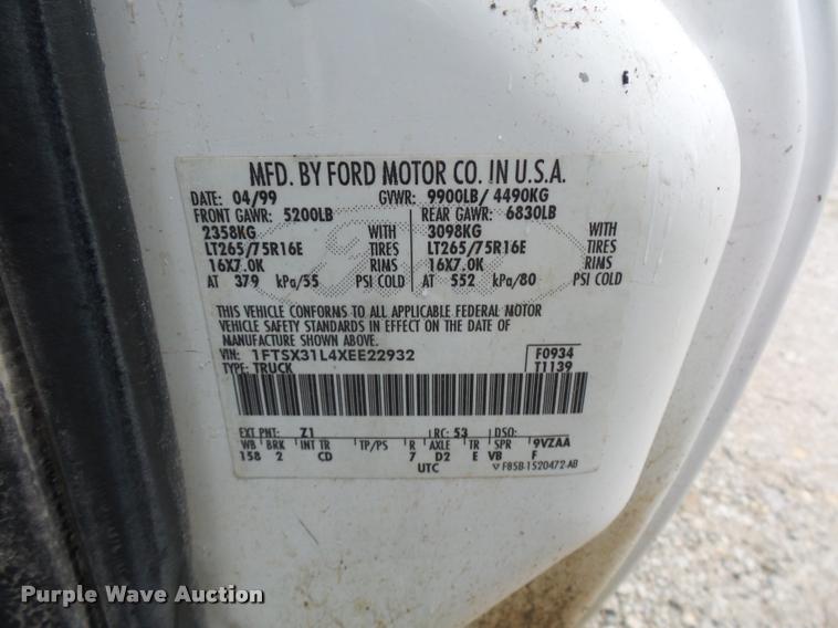 image for item L4664 1999 Ford F350 Super Duty SuperCab pickup truck