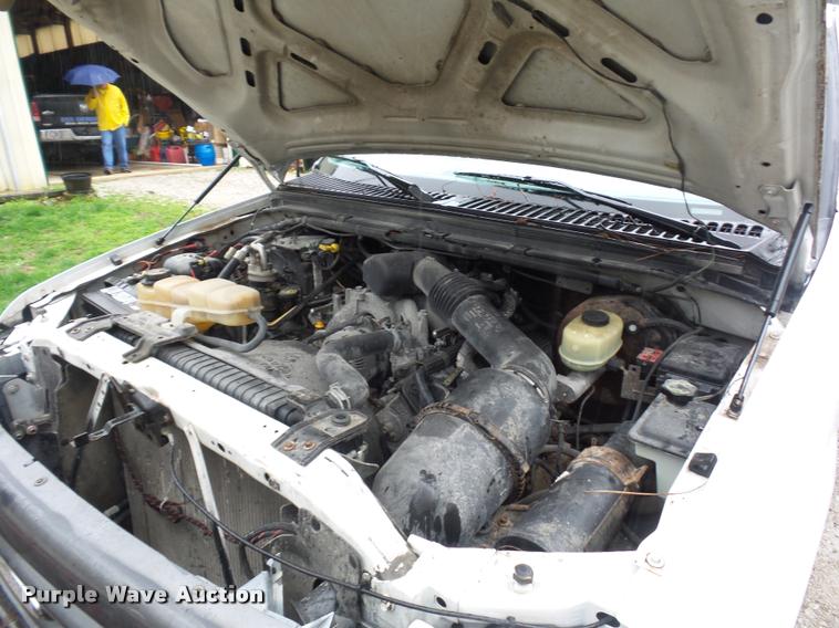 image for item L4664 1999 Ford F350 Super Duty SuperCab pickup truck