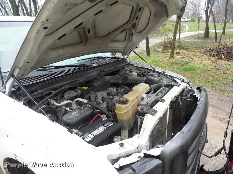 image for item L4664 1999 Ford F350 Super Duty SuperCab pickup truck