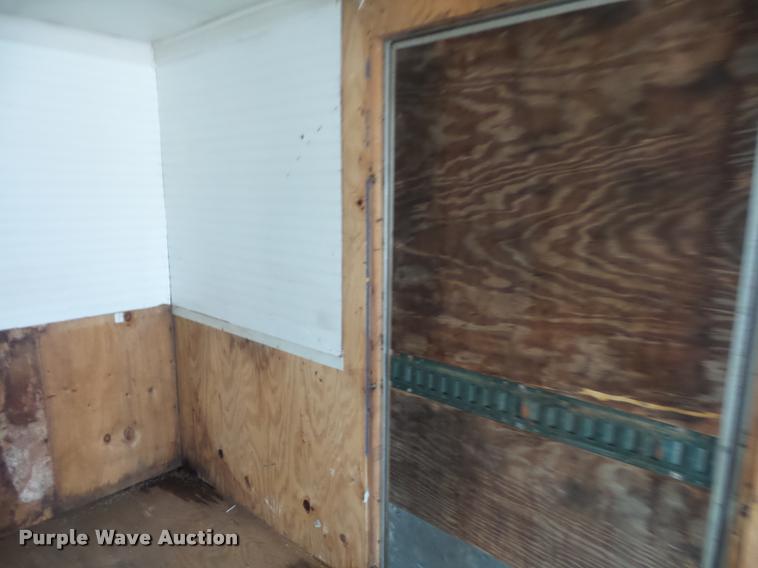 image for item L4667 2001 International 4700 mobile office truck with generator